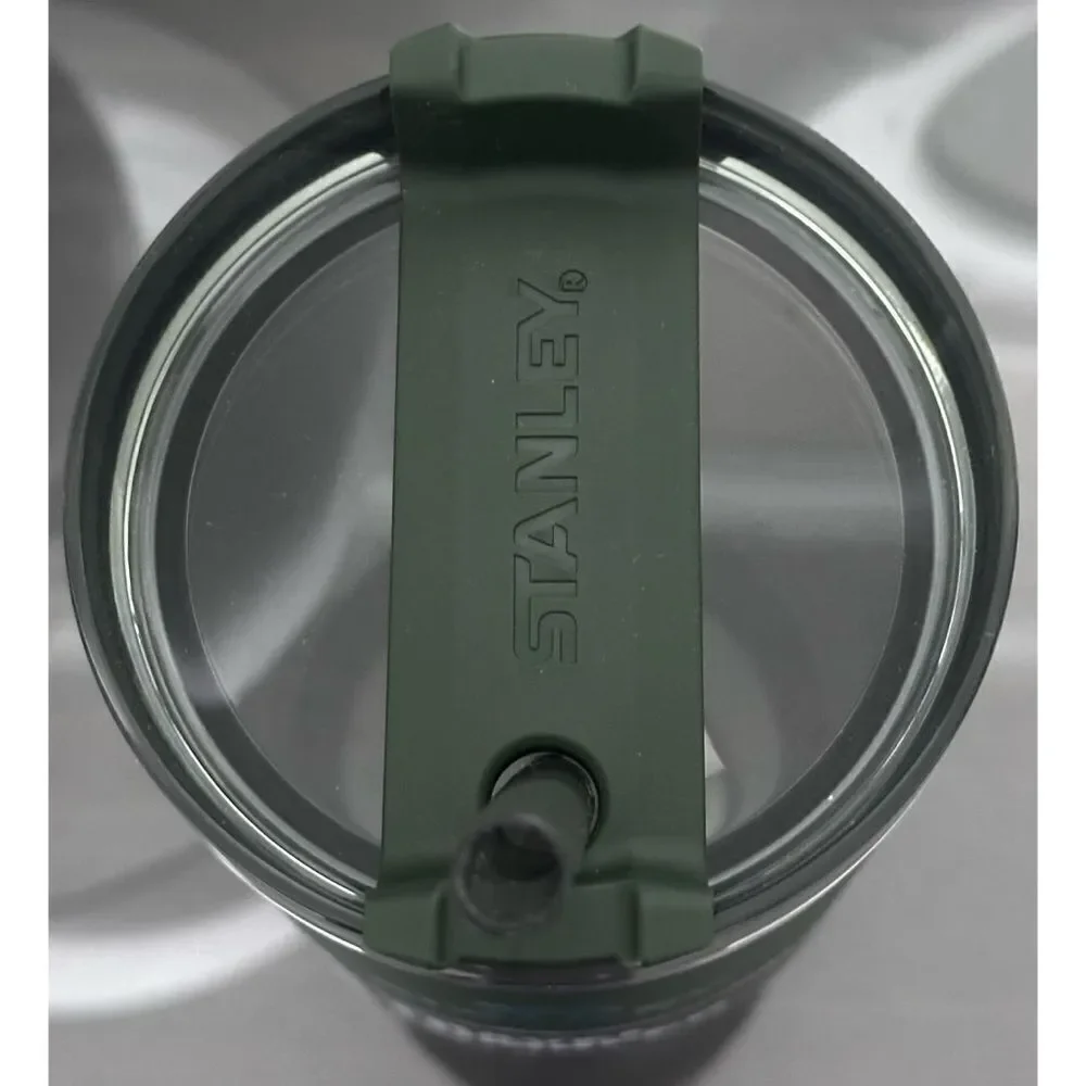 Stanley Adventure‎ Quencher 30oz Tumbler- SPIRULINA - Picture 3 of 4